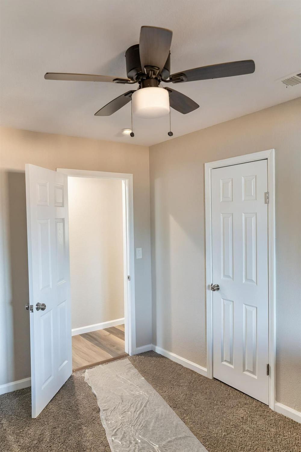 942 W Childs Ave, Merced, CA 95341