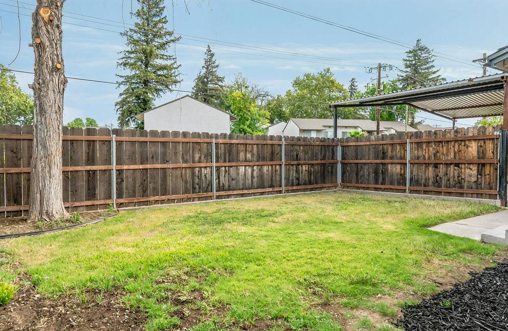 942 W Childs Ave, Merced, CA 95341