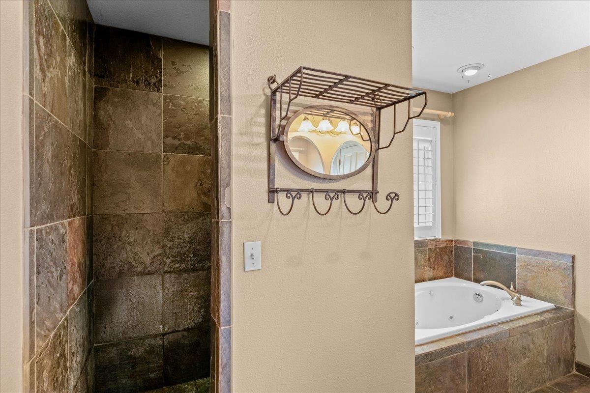 3403 Freitas Ct, Turlock, CA 95382
