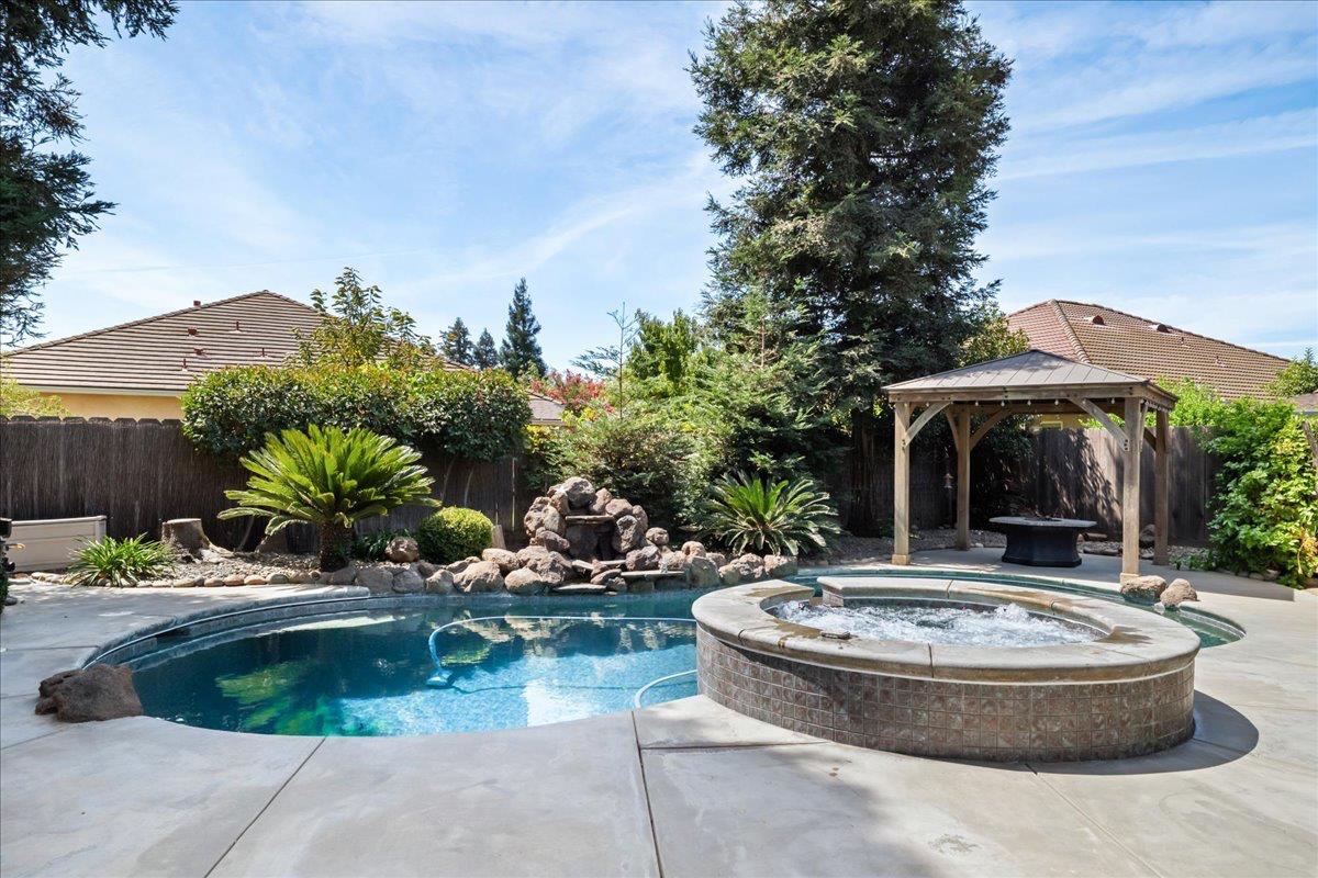 3403 Freitas Ct, Turlock, CA 95382