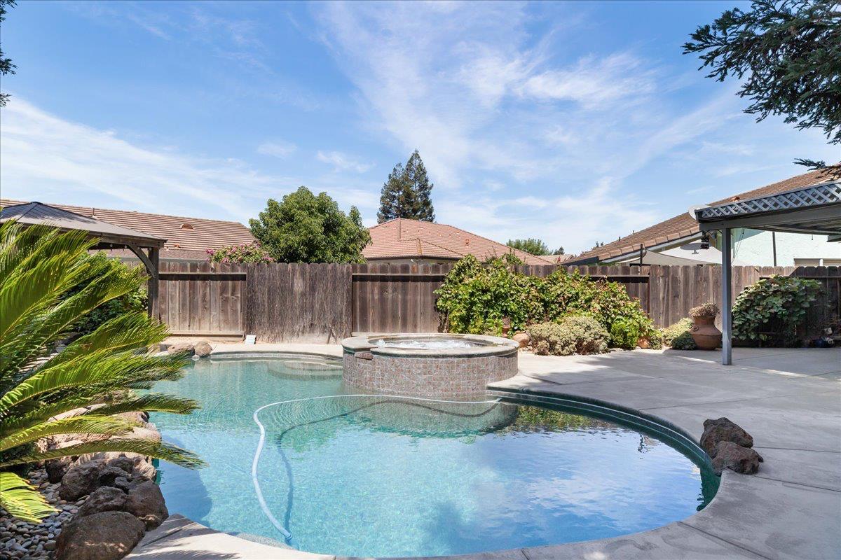 3403 Freitas Ct, Turlock, CA 95382
