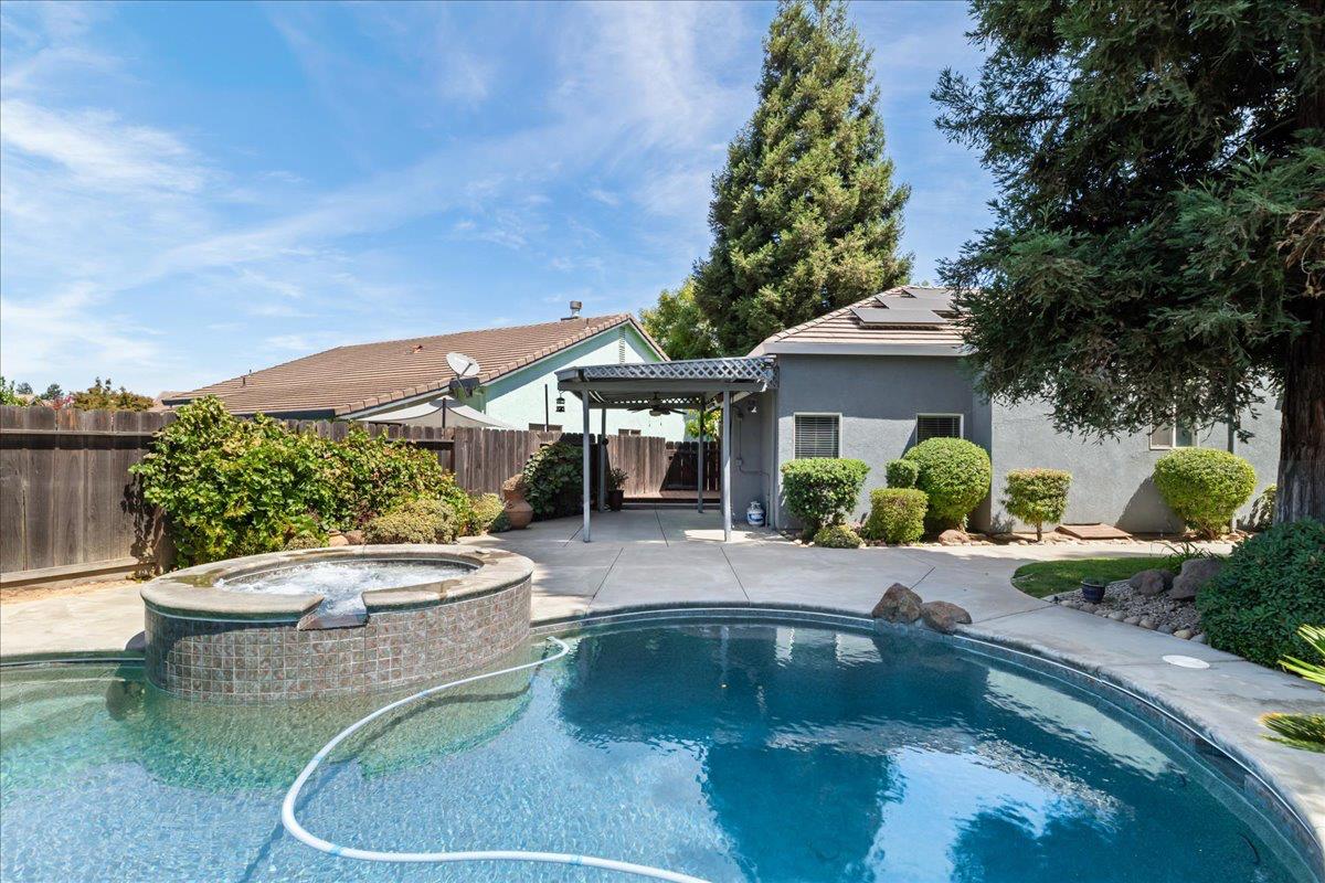 3403 Freitas Ct, Turlock, CA 95382