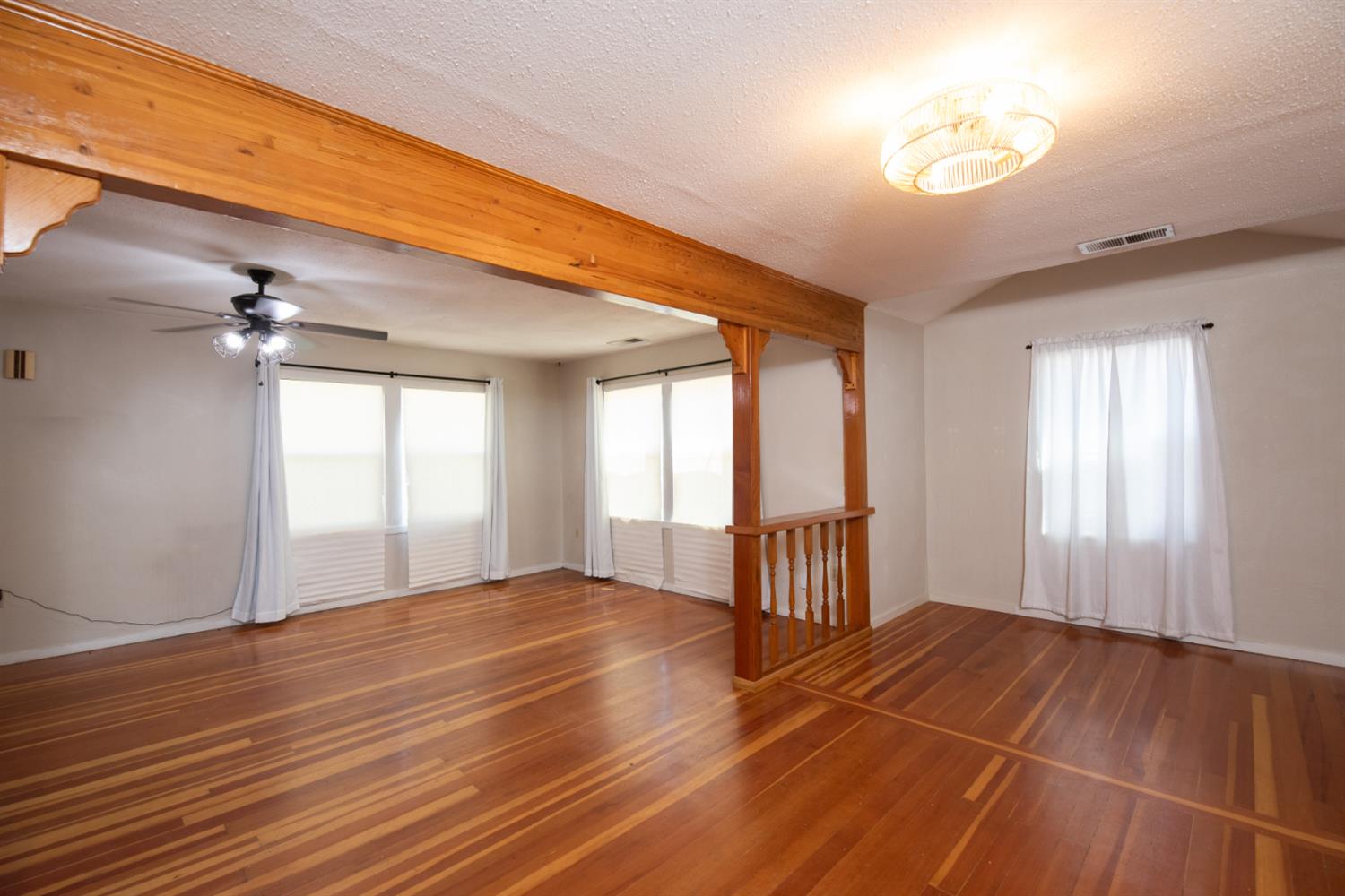 1107 Magnolia St, Oakdale, CA 95361