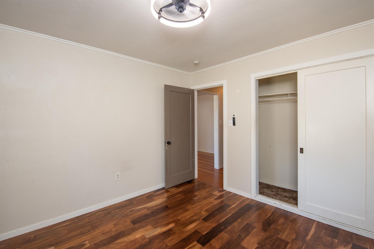 1107 Magnolia St, Oakdale, CA 95361