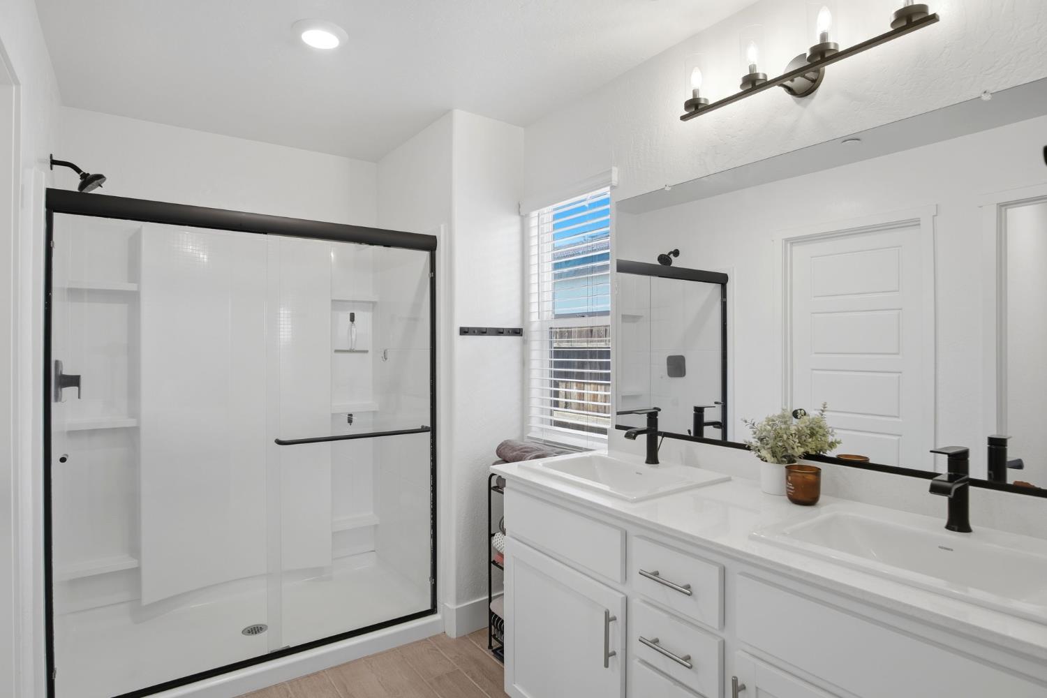 2010 Palazzo Ct, Los Banos, CA 93635