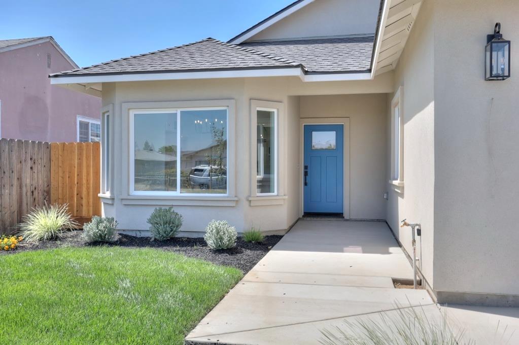 5405 10th St, Keyes, CA 95328