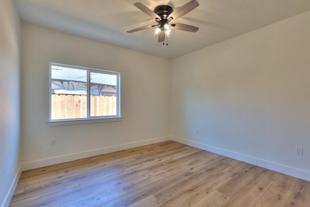 5405 10th St, Keyes, CA 95328