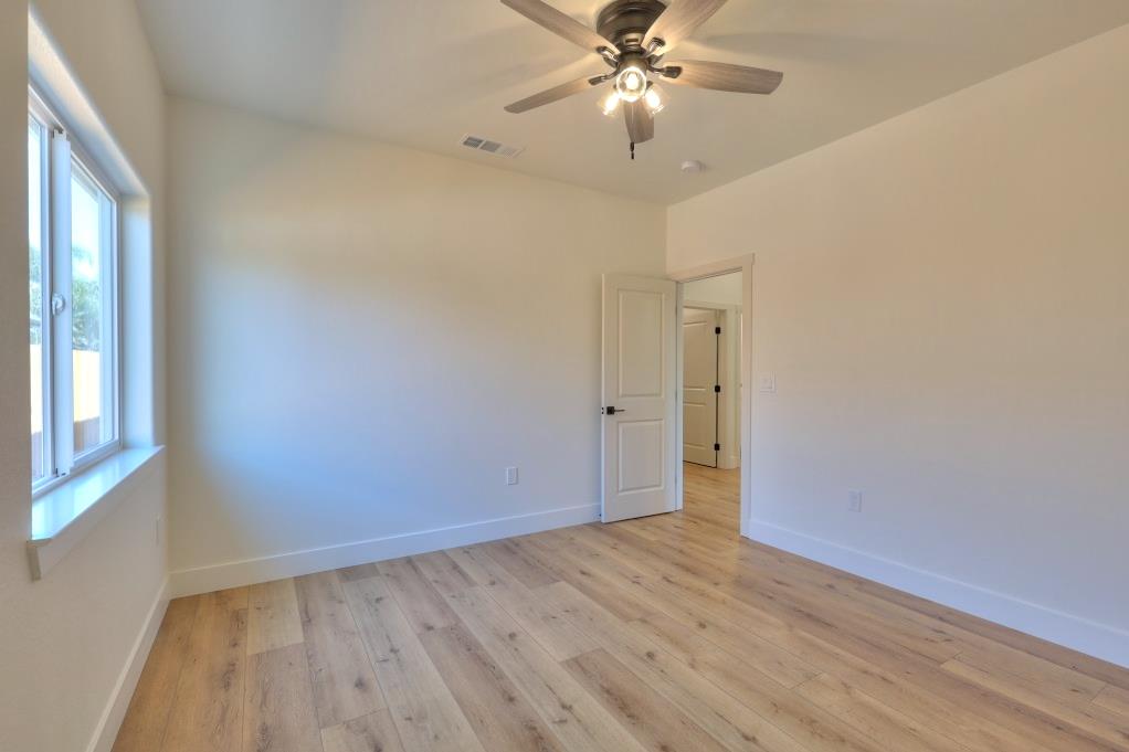 5405 10th St, Keyes, CA 95328