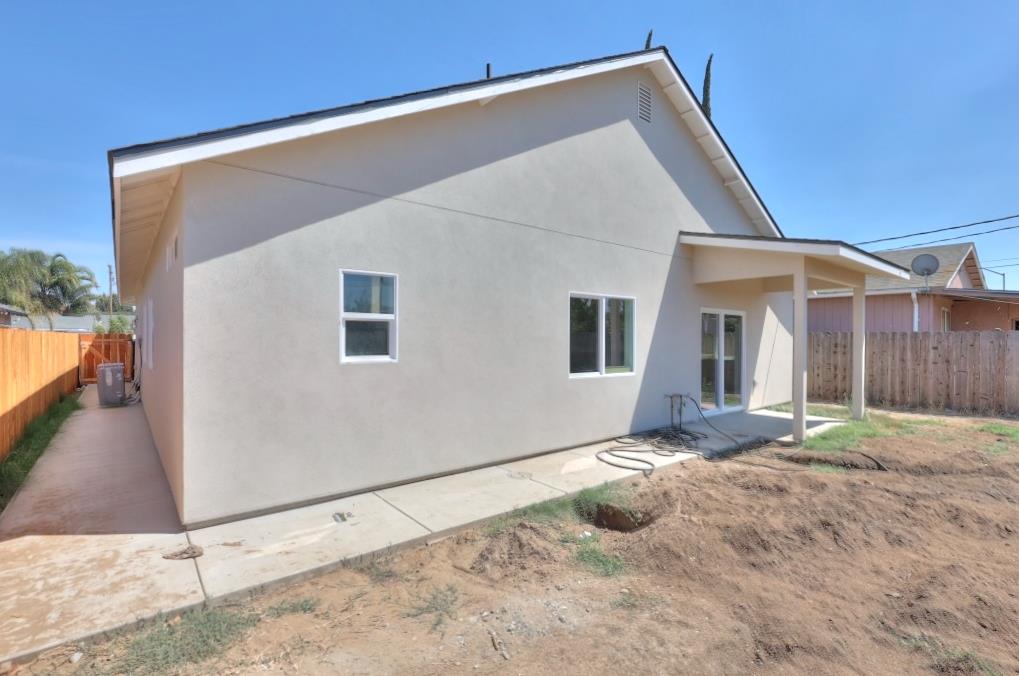 5405 10th St, Keyes, CA 95328