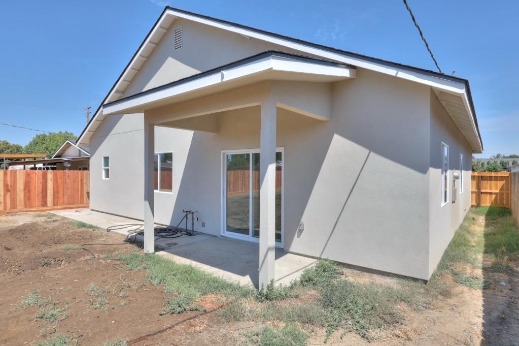5405 10th St, Keyes, CA 95328
