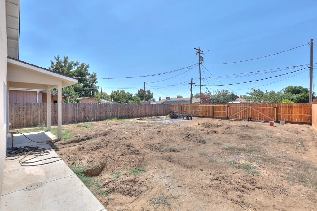 5405 10th St, Keyes, CA 95328
