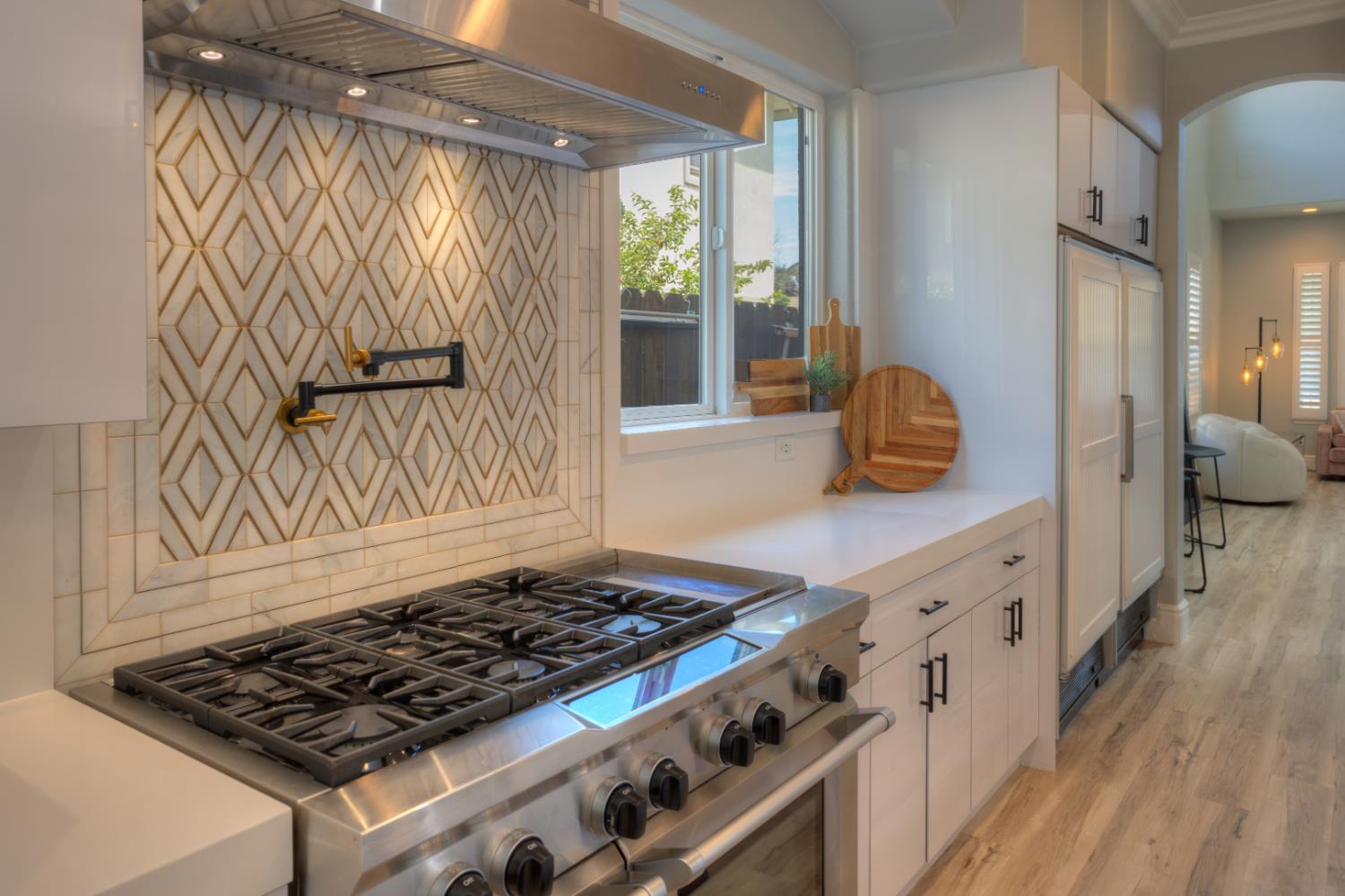 658 Alamo, Oakdale, CA 95361