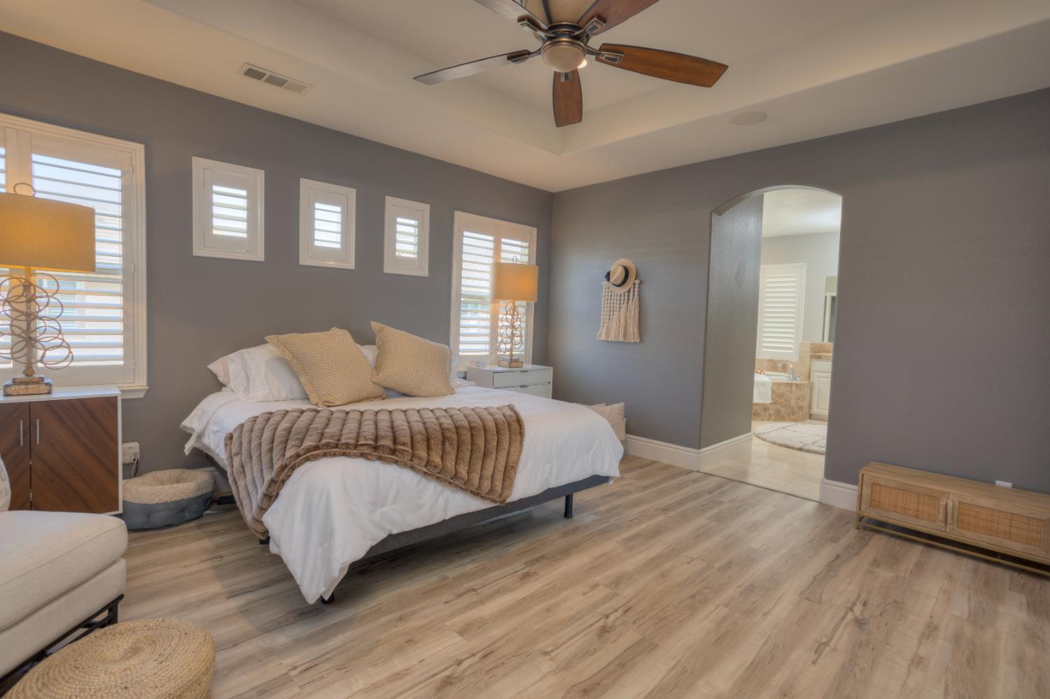 658 Alamo, Oakdale, CA 95361