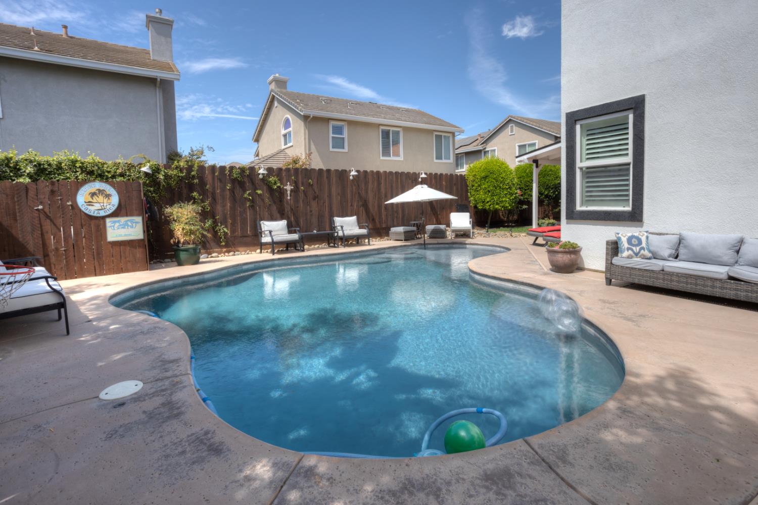 658 Alamo, Oakdale, CA 95361