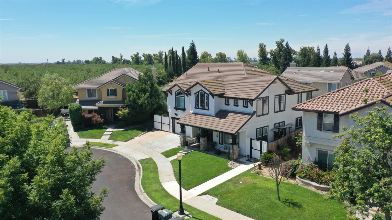 658 Alamo, Oakdale, CA 95361