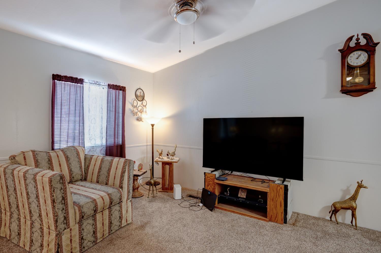 1200 S Carpenter #147, Modesto, CA 95351
