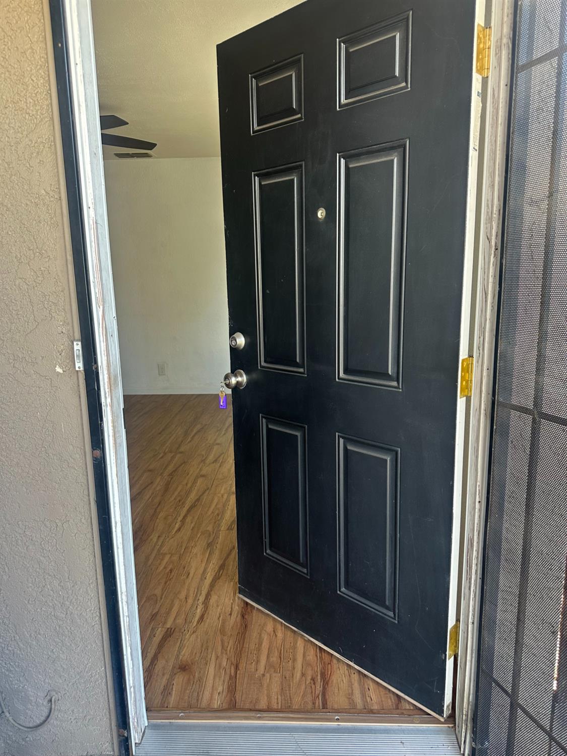 4000 Fara Biundo Dr #37, Modesto, CA 95355