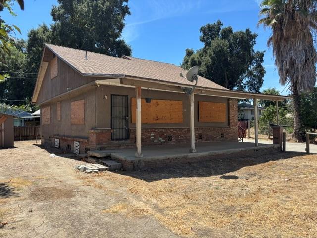 856 E Willow Ave, Manteca, CA 95337