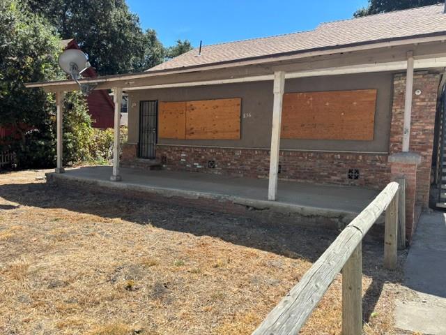 856 E Willow Ave, Manteca, CA 95337