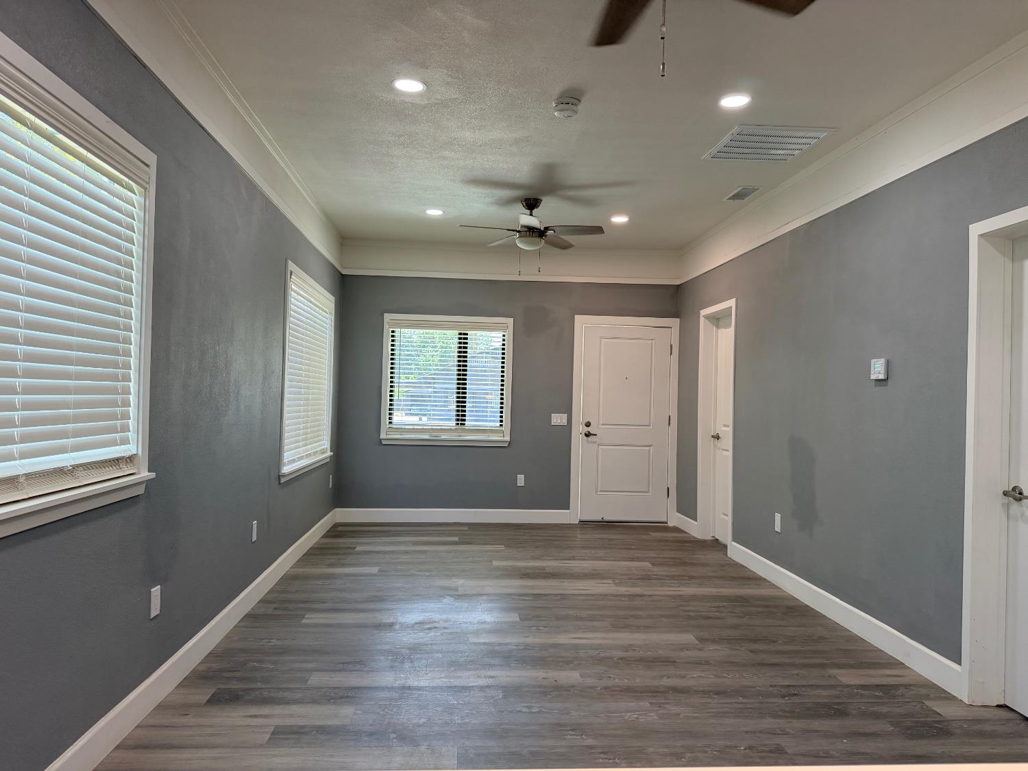 2427 E Tyler, Fresno, CA 93701