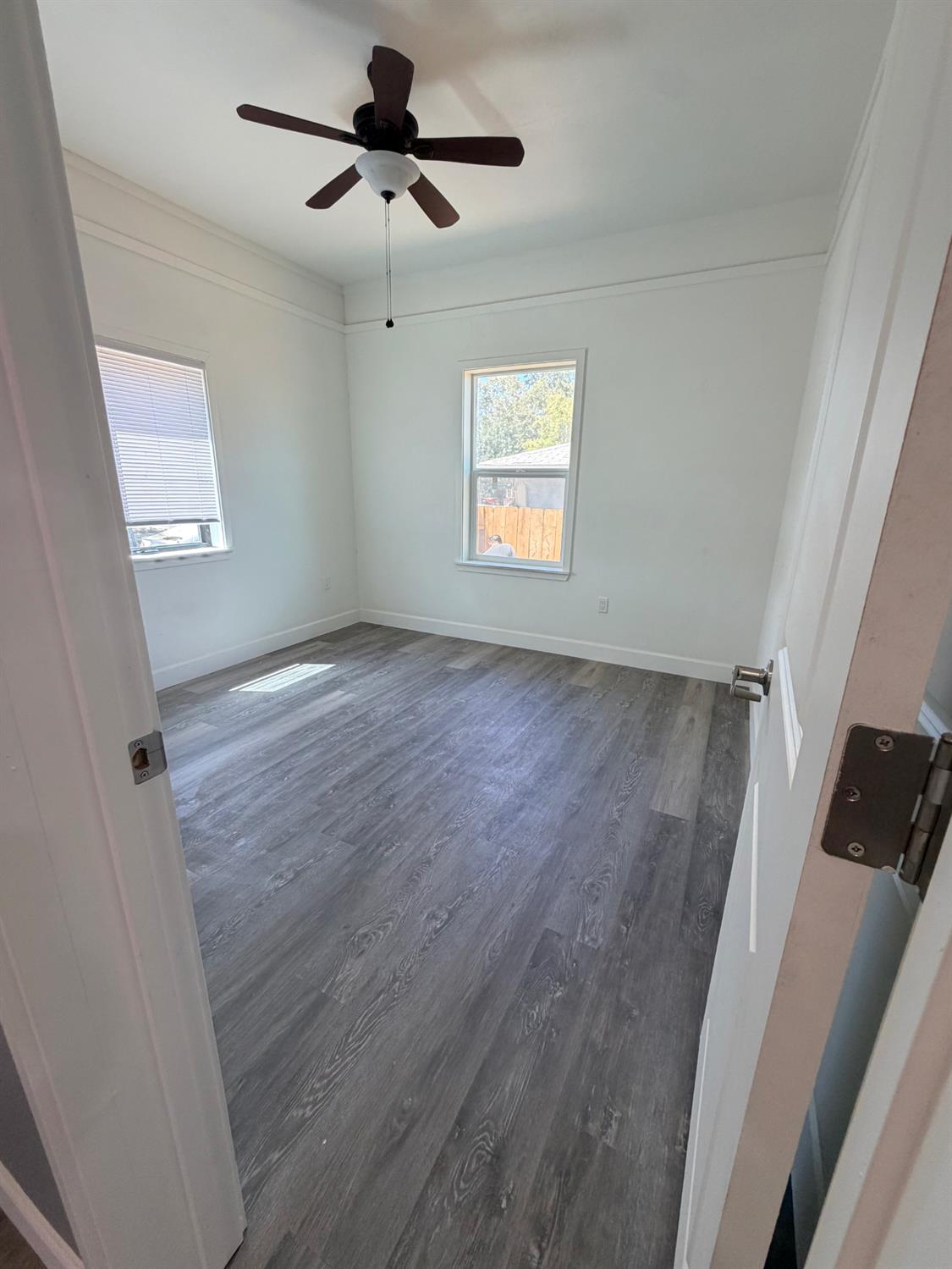 2427 E Tyler, Fresno, CA 93701