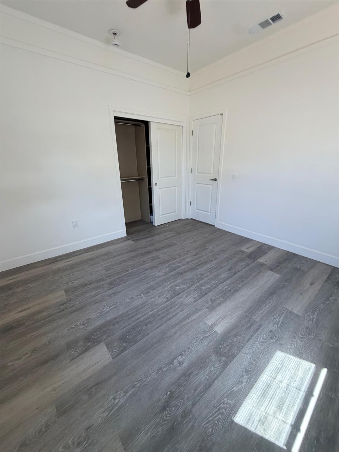 2427 E Tyler, Fresno, CA 93701
