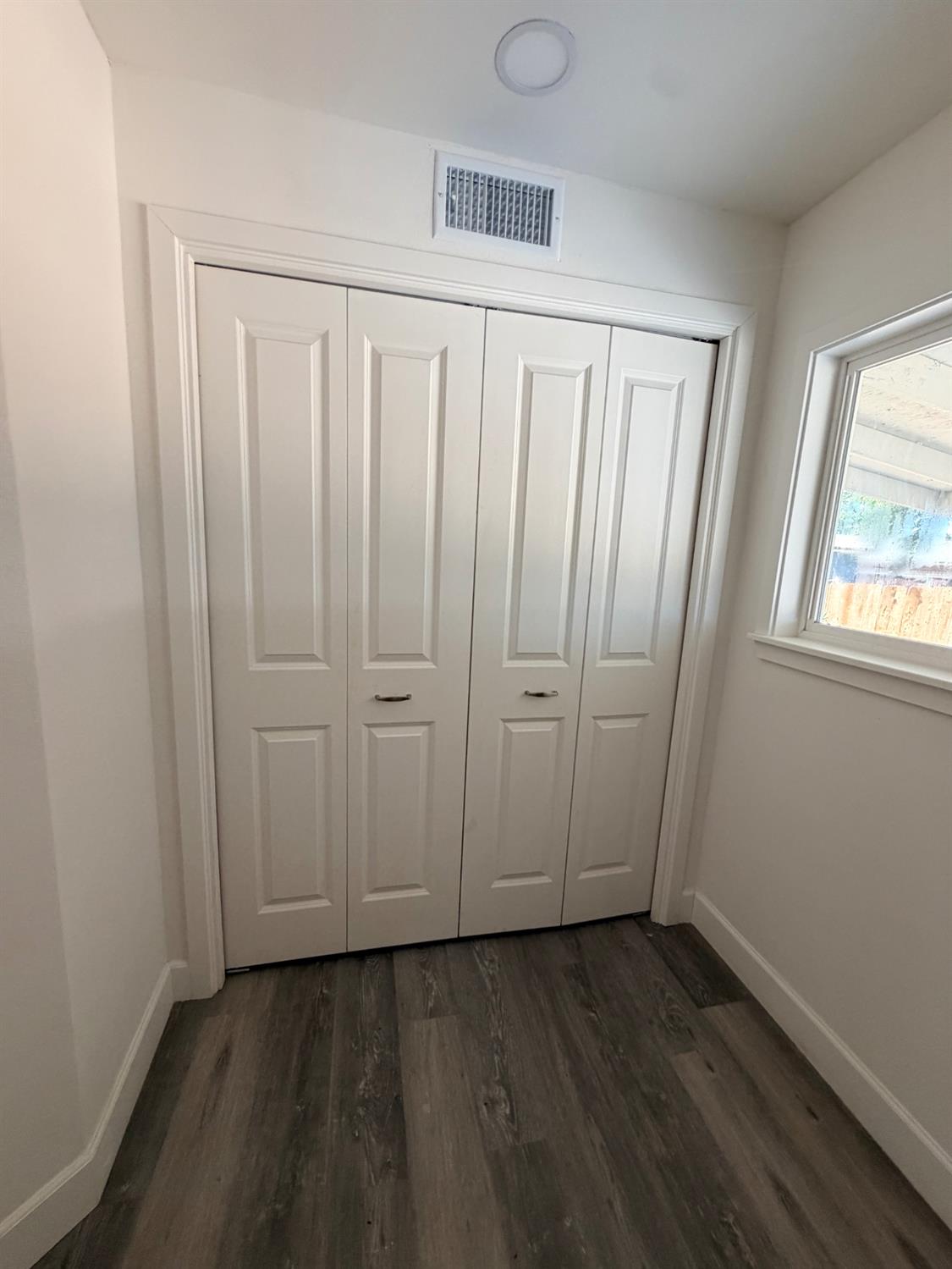 2427 E Tyler, Fresno, CA 93701