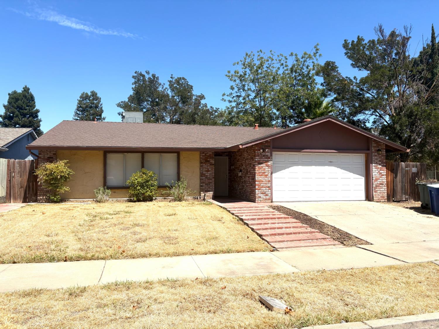 455 columba, Merced, CA 95340