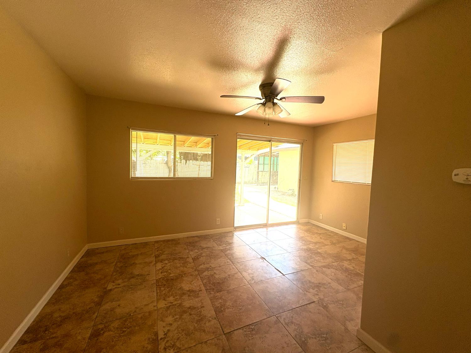 455 columba, Merced, CA 95340