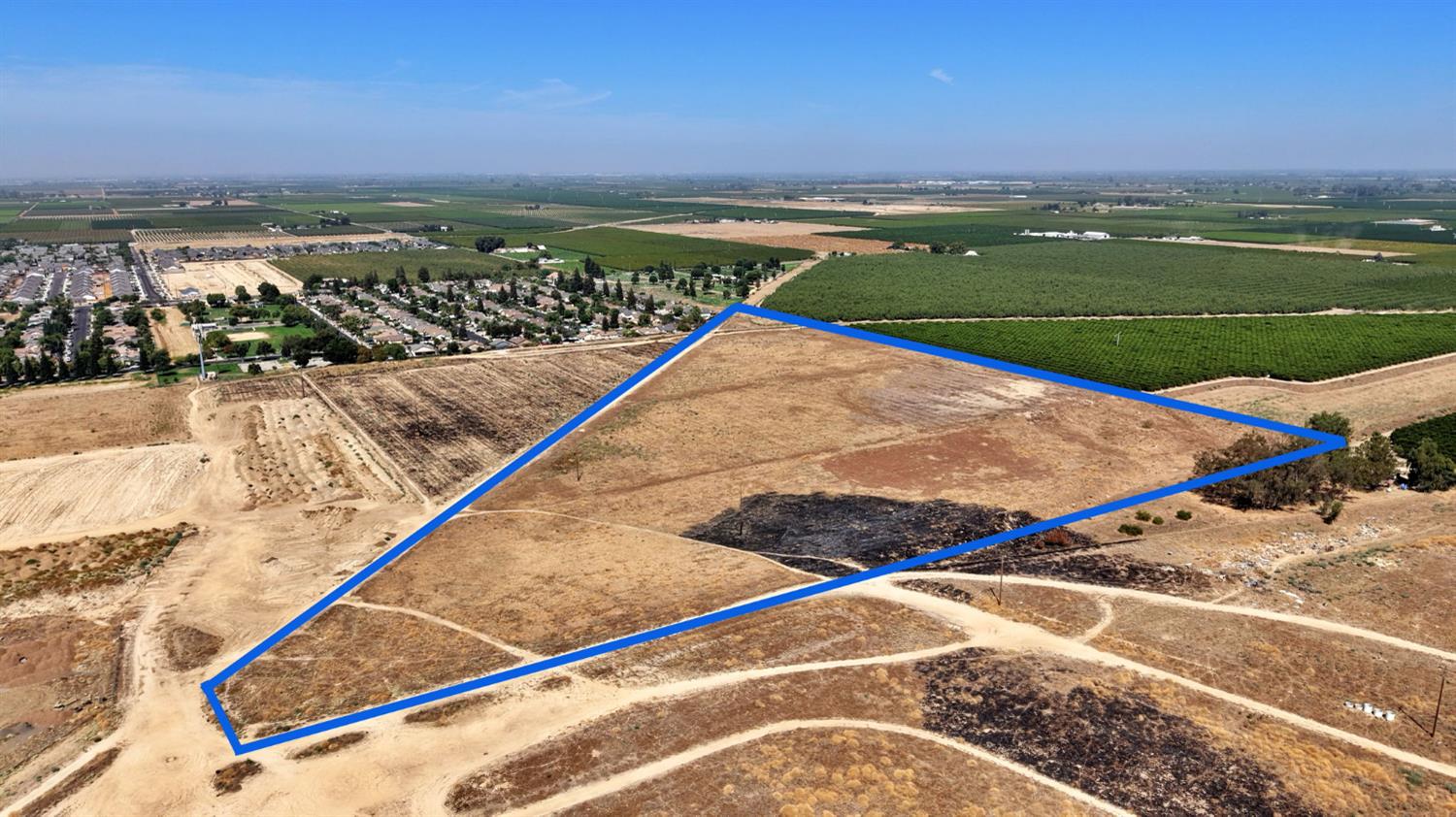 28 E South Ave, Parlier, CA 93648