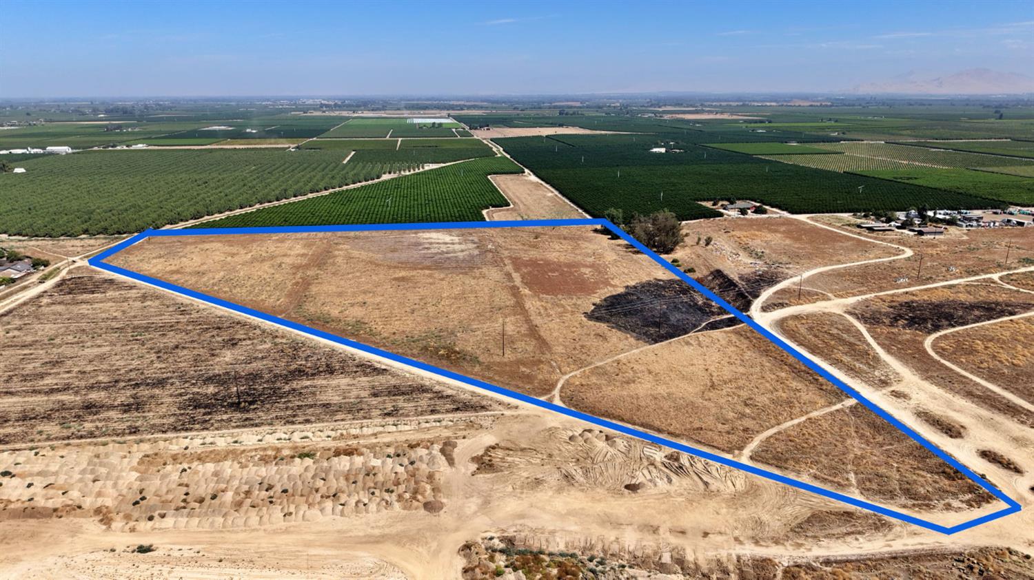 28 E South Ave, Parlier, CA 93648