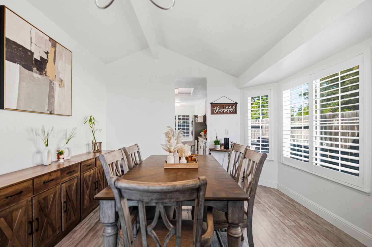 1160 Collegeview Dr, Turlock, CA 95382