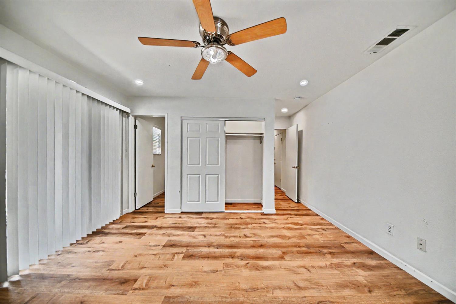 9572 Stonewall Ct, Delhi, CA 95315