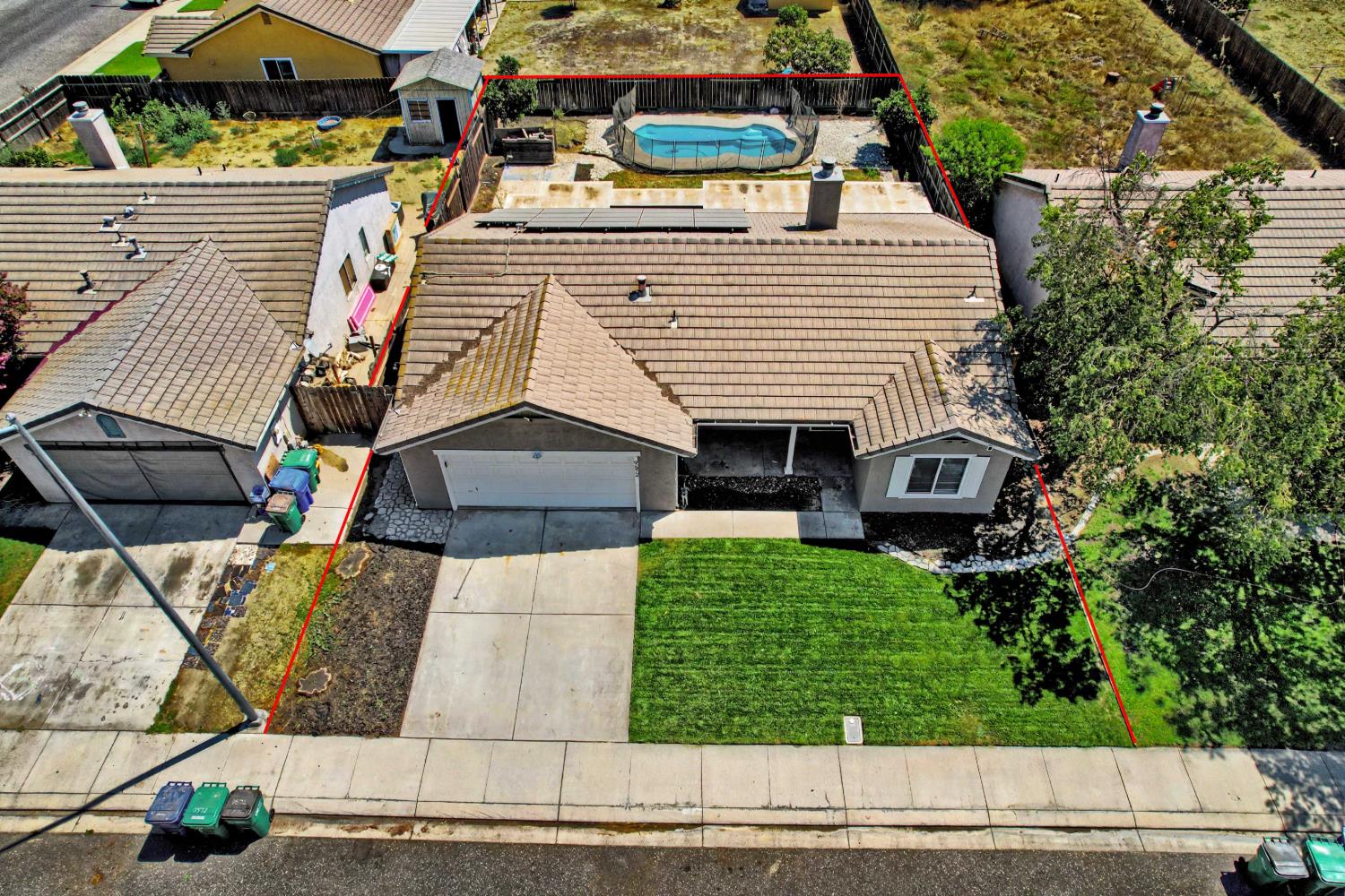 9572 Stonewall Ct, Delhi, CA 95315
