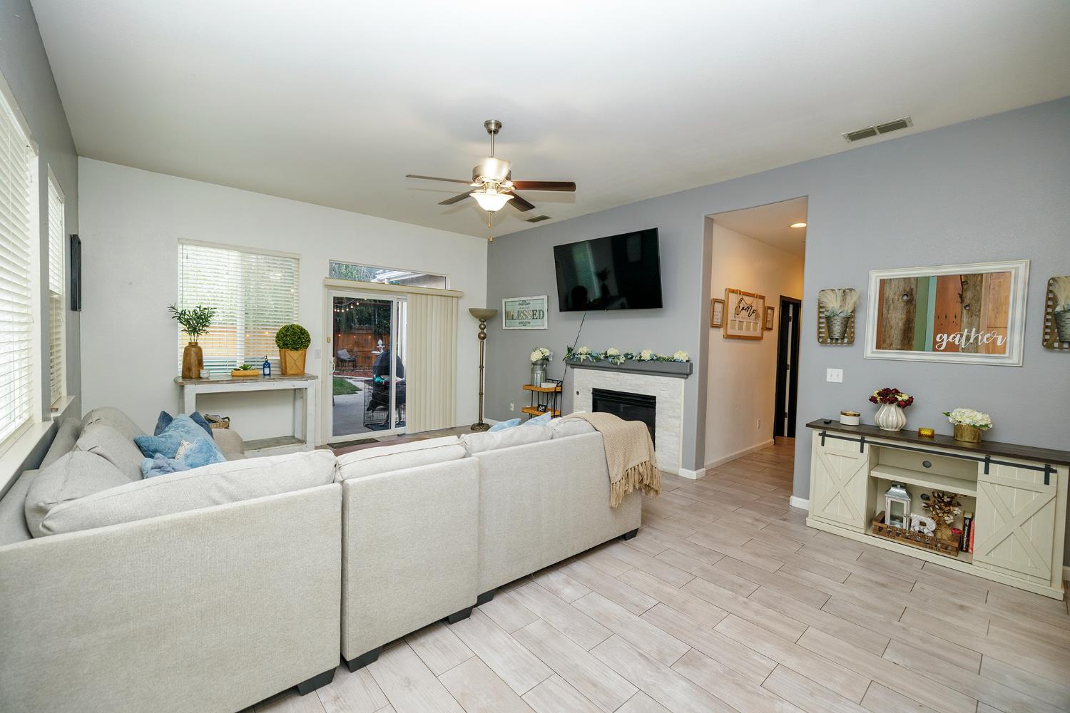 3711 Pomegranate Ave, Ceres, CA 95307