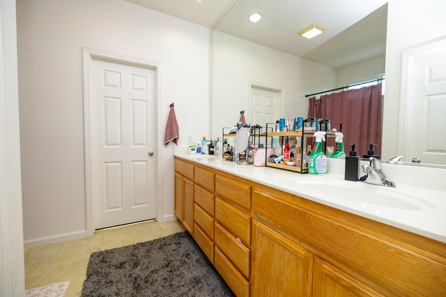 3711 Pomegranate Ave, Ceres, CA 95307