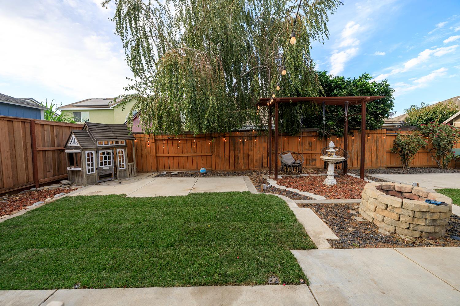 3711 Pomegranate Ave, Ceres, CA 95307