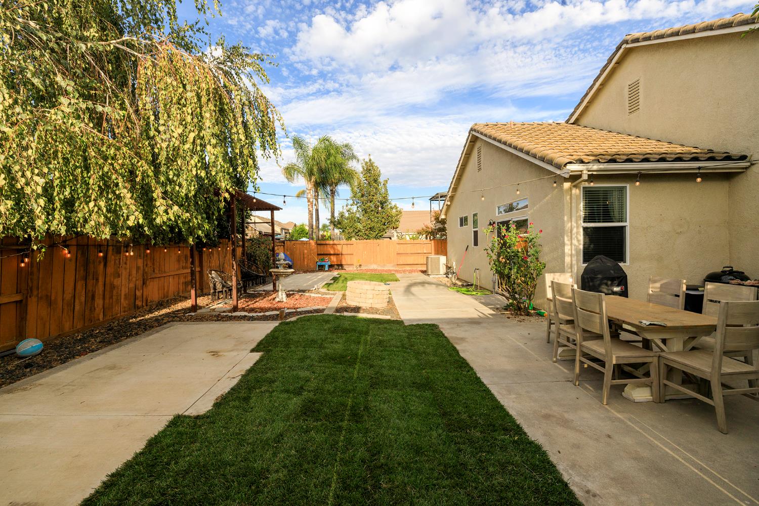 3711 Pomegranate Ave, Ceres, CA 95307