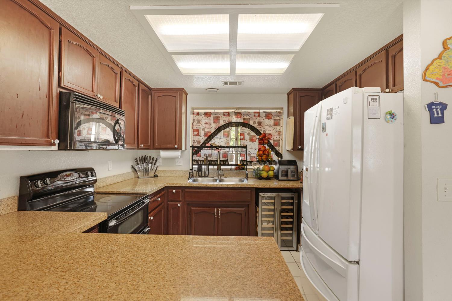 913 Jayhawk Way, Modesto, CA 95358