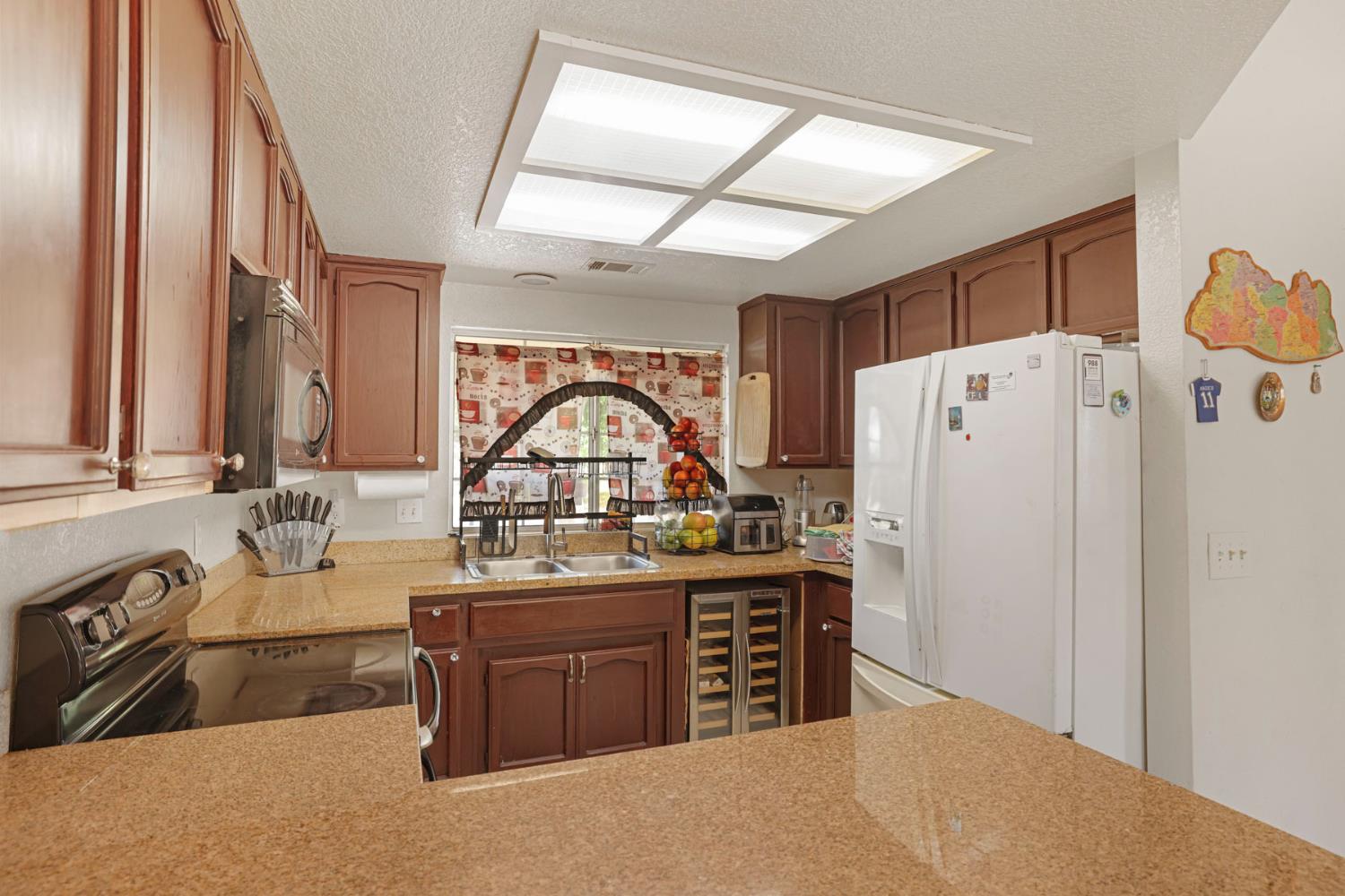 913 Jayhawk Way, Modesto, CA 95358