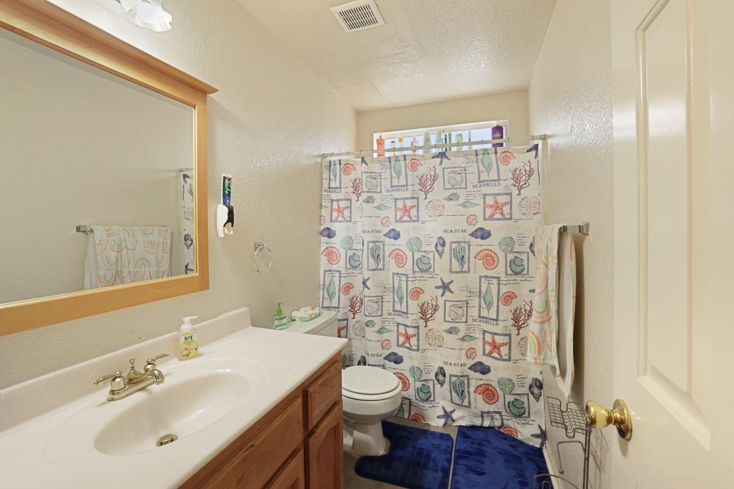913 Jayhawk Way, Modesto, CA 95358