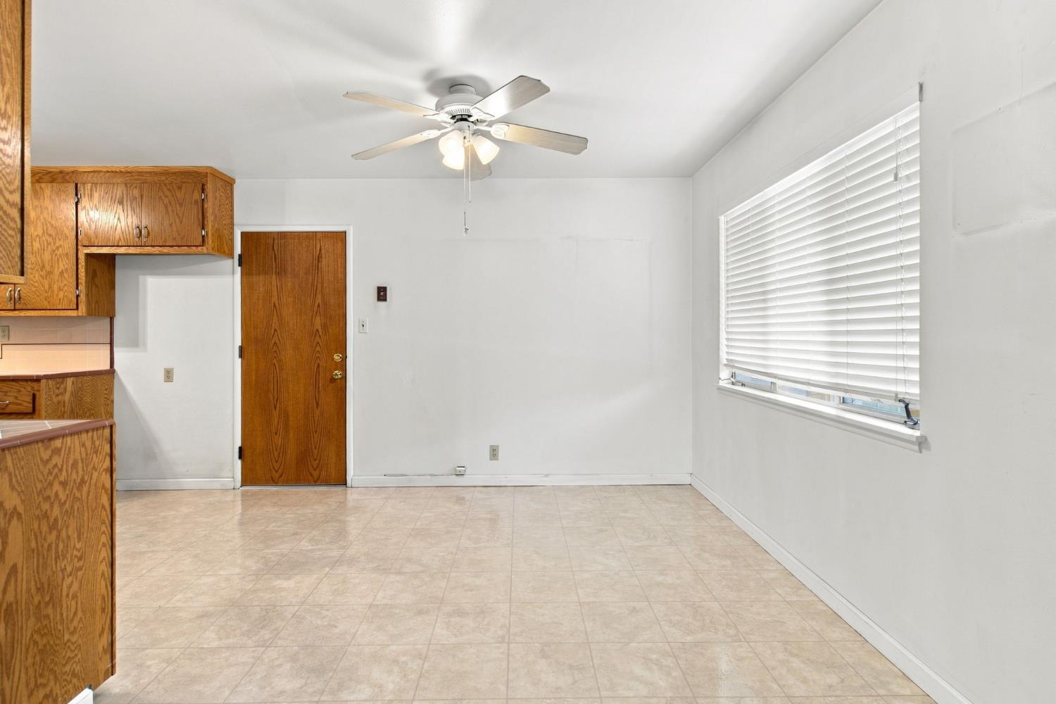 1321 Westland Dr, Modesto, CA 95350