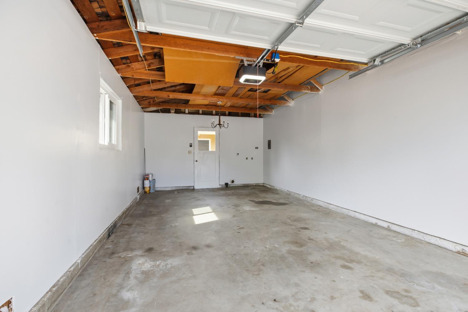 1805 Bradford Ct, Modesto, CA 95355