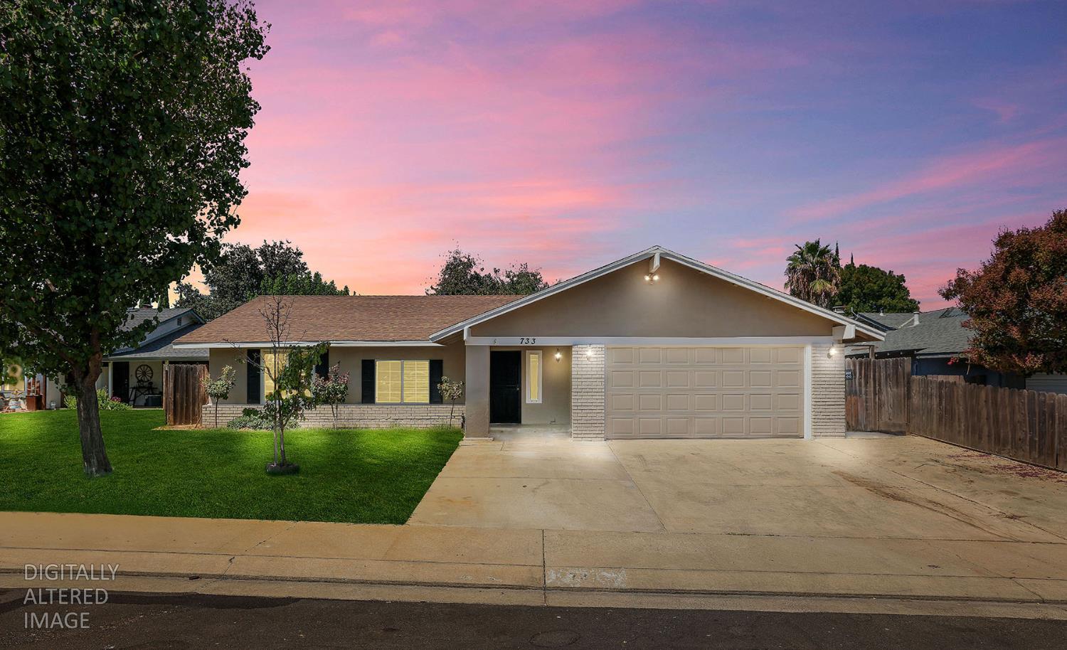 733 Larmuseau Ln, Modesto, CA 95351
