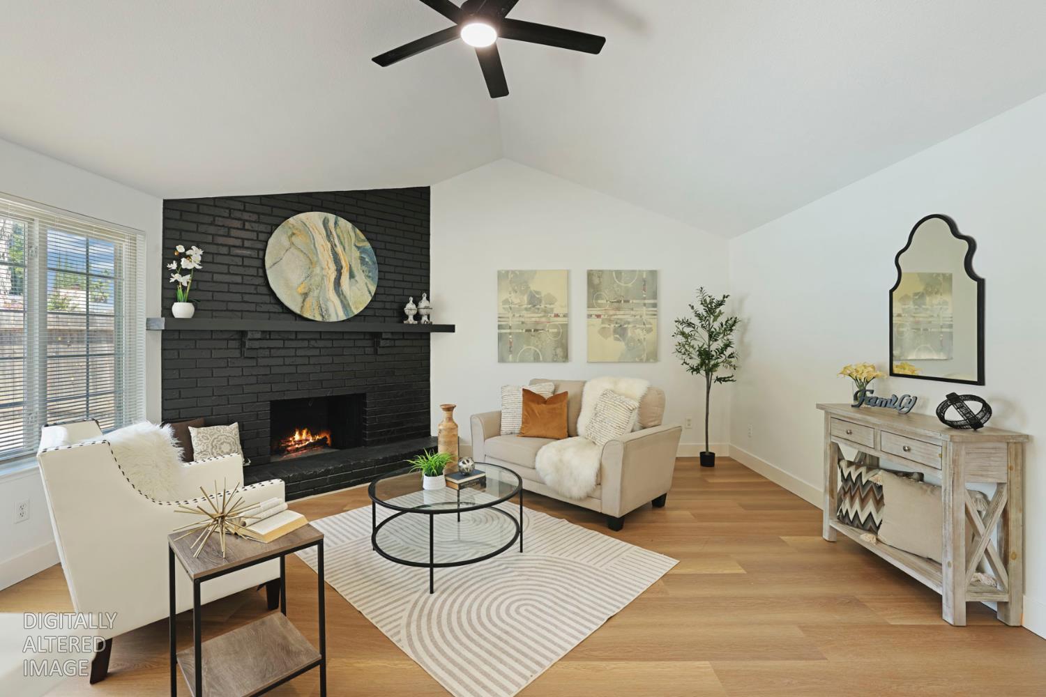 733 Larmuseau Ln, Modesto, CA 95351