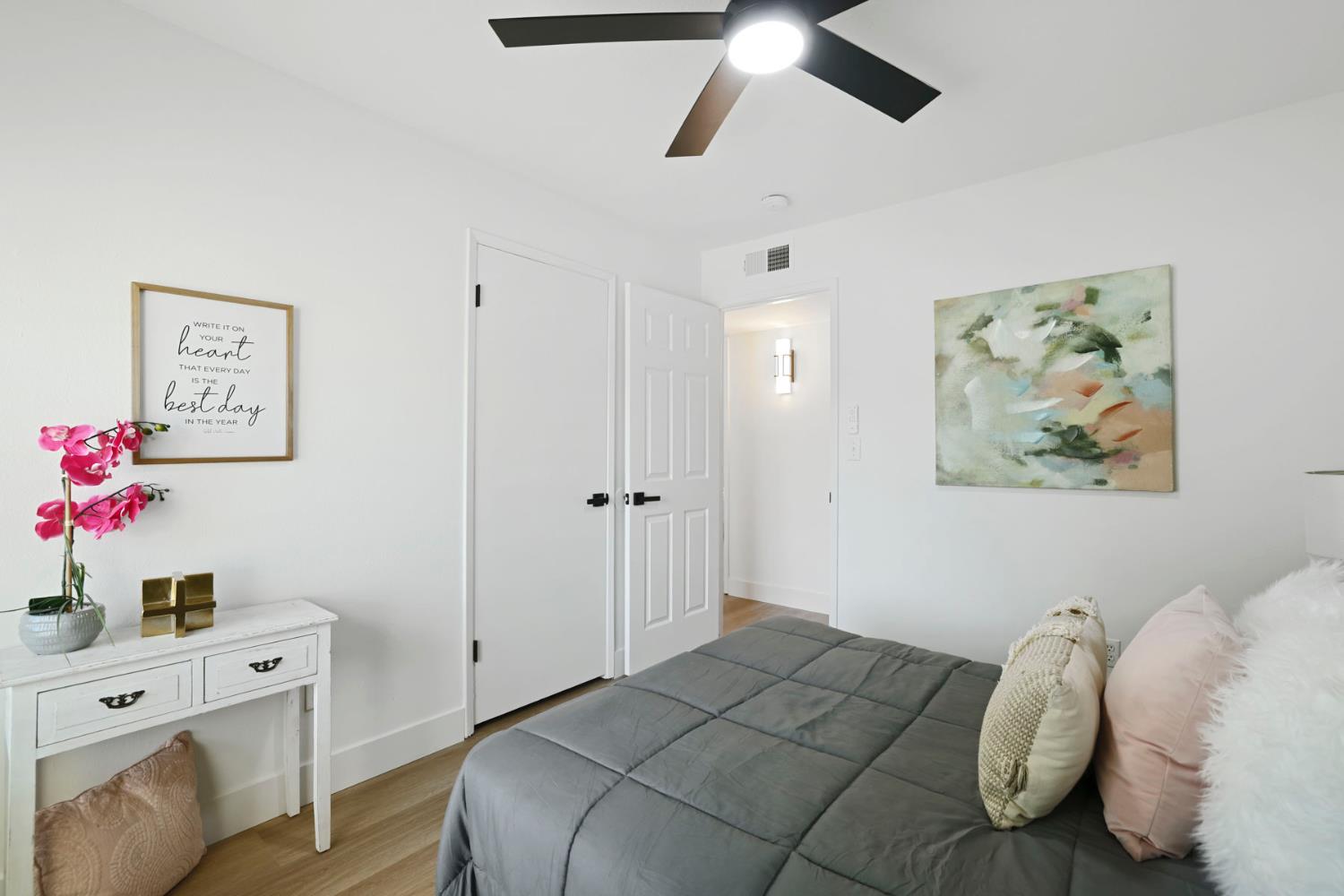 733 Larmuseau Ln, Modesto, CA 95351