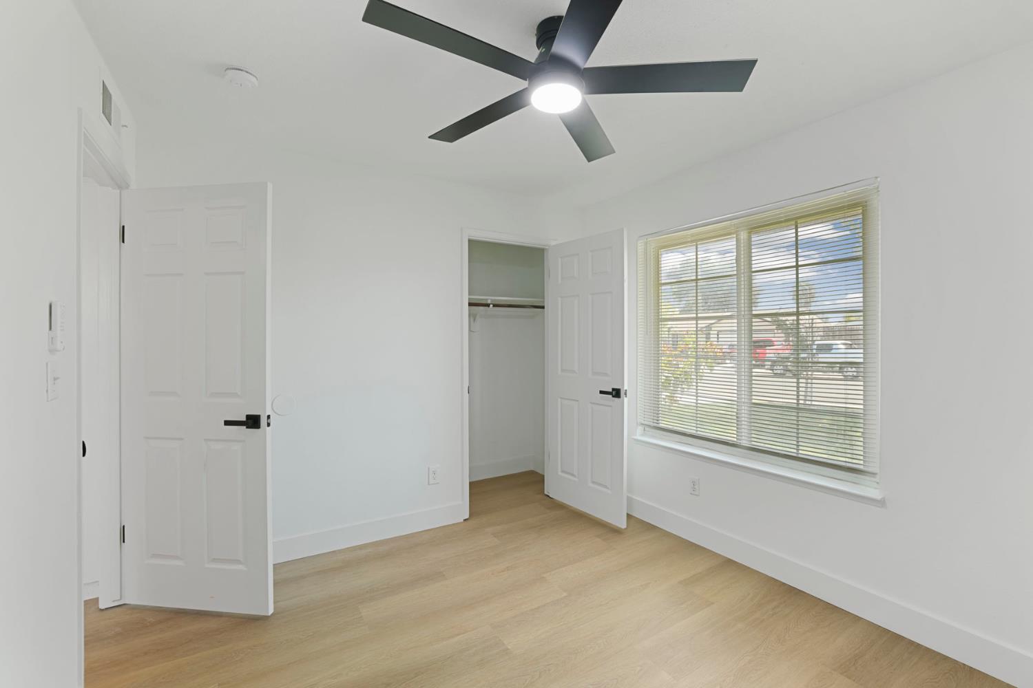 733 Larmuseau Ln, Modesto, CA 95351
