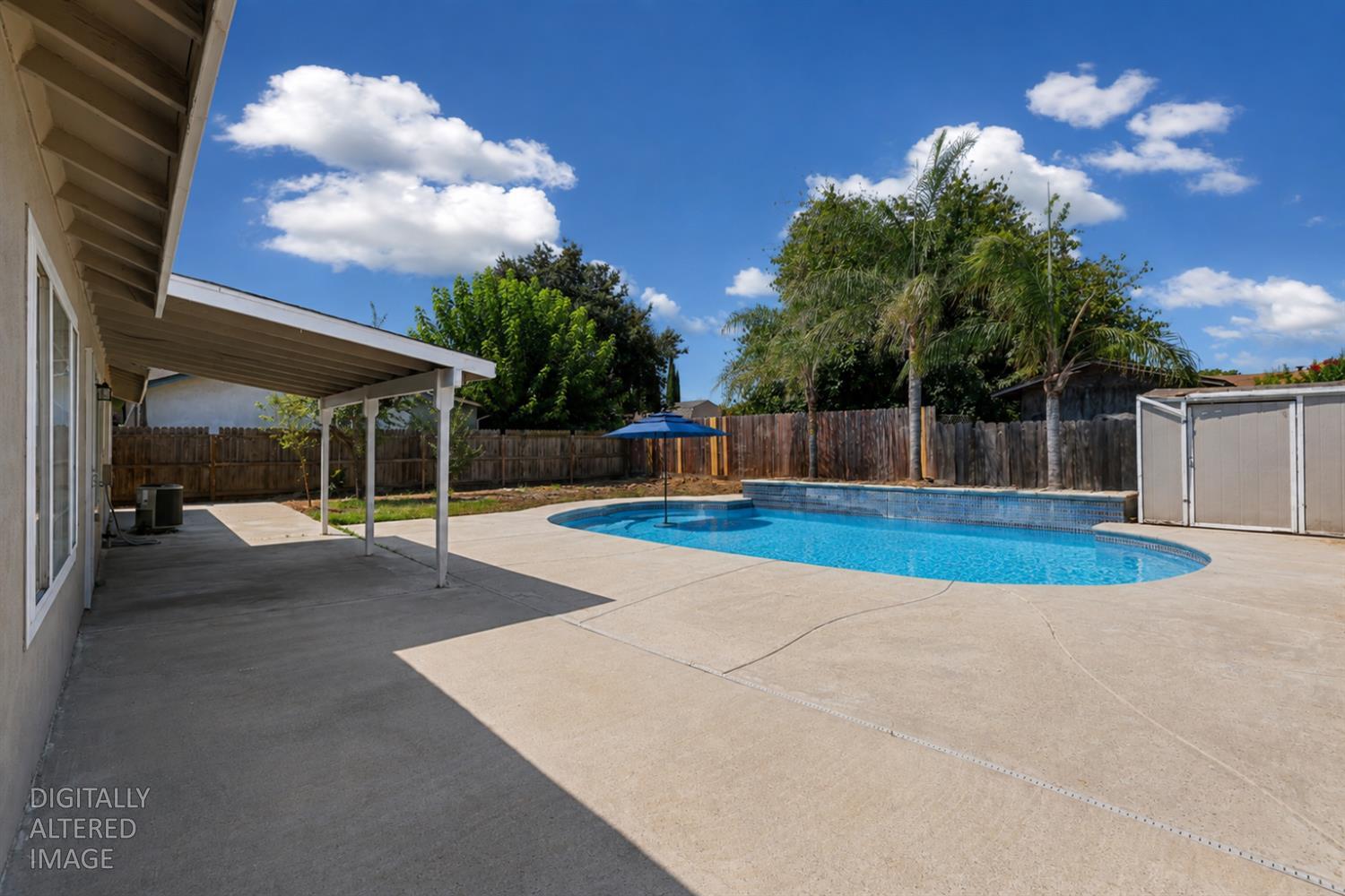 733 Larmuseau Ln, Modesto, CA 95351