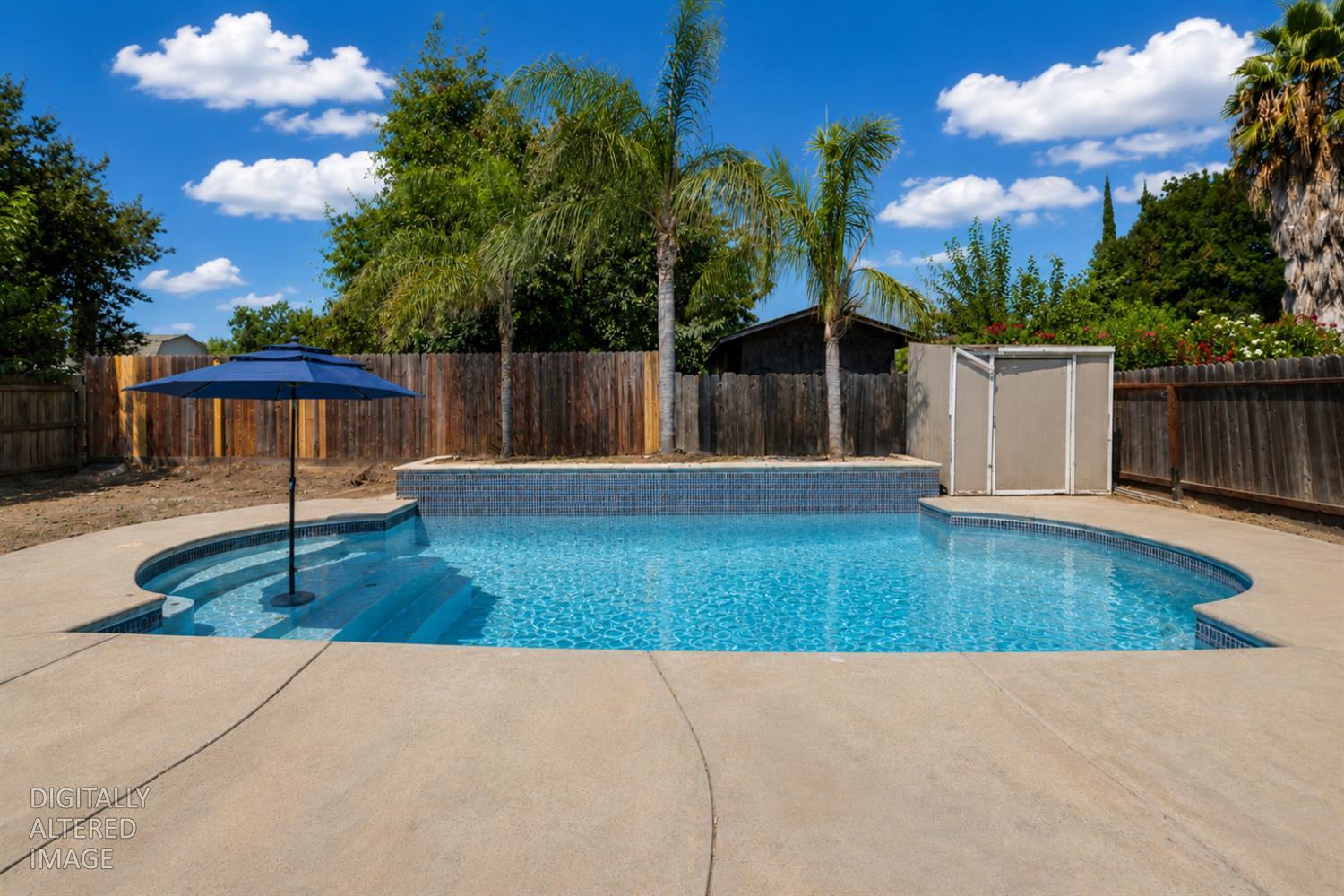 733 Larmuseau Ln, Modesto, CA 95351