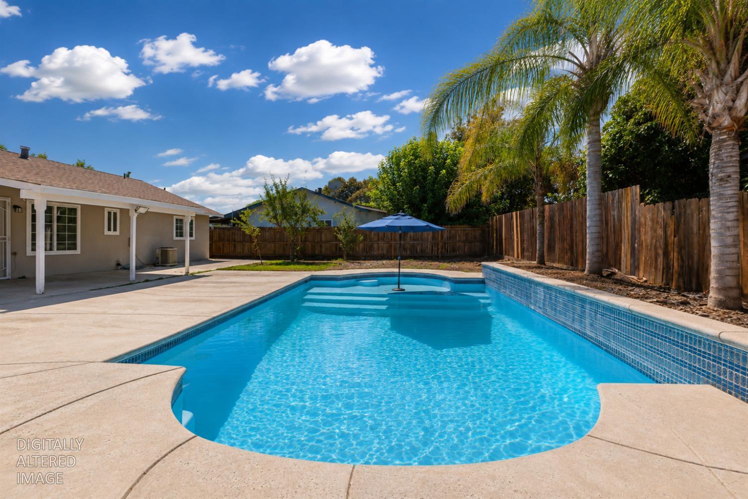 733 Larmuseau Ln, Modesto, CA 95351